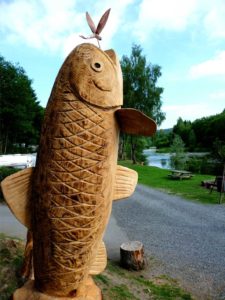 Houten beeld Vis